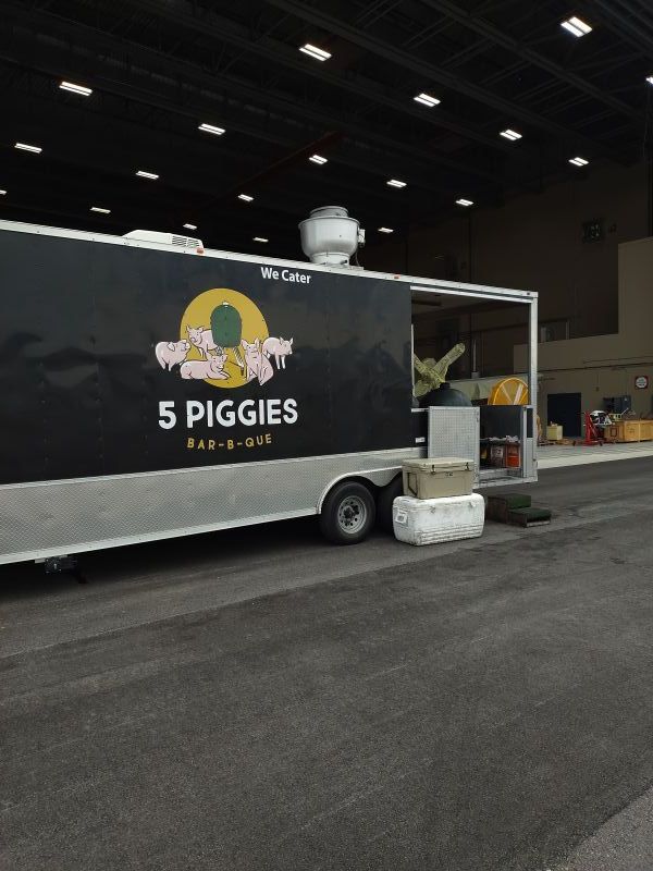 5 Piggies Bar-B-Que