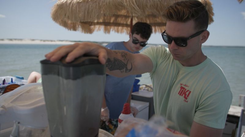 Cap'n Mike's Tiki Boat