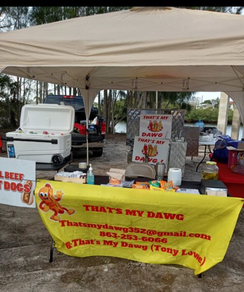 That's My Dawg hotdog cart
