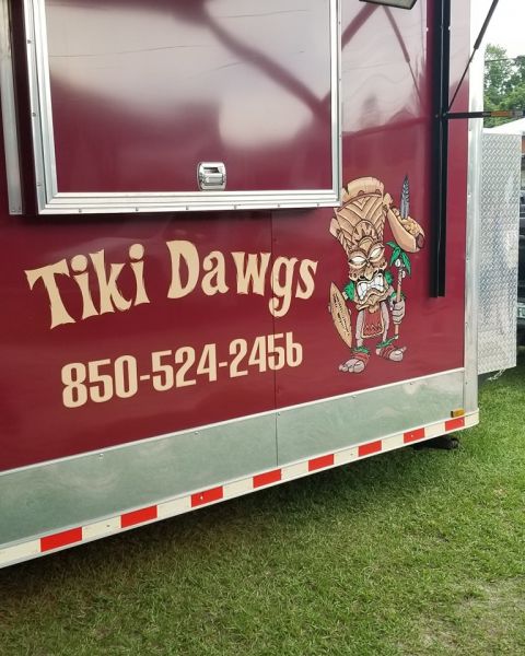 Tiki Dawgs