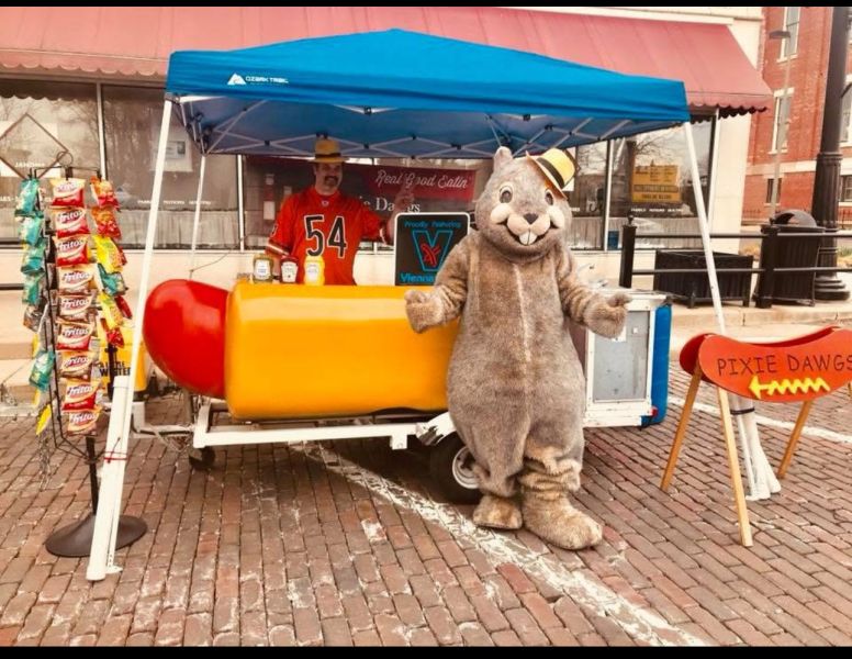 Pixie Dawgs and East End Pizza and Ice Cream